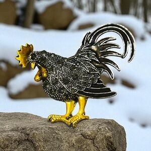 Beautiful Black and Gold Rooster Brooch
